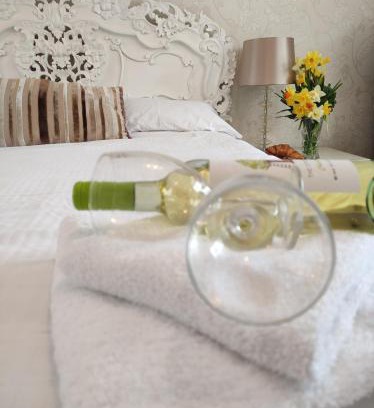 Tintagel Hotel | The Cornishman Inn