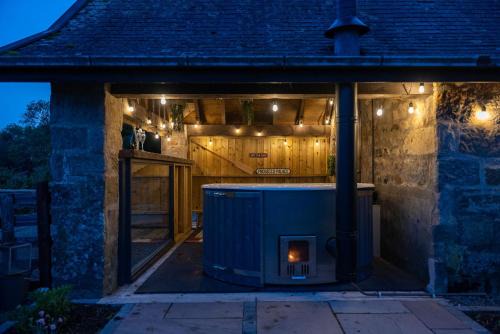 Glasgow House | The Cottage at Barraston Farm