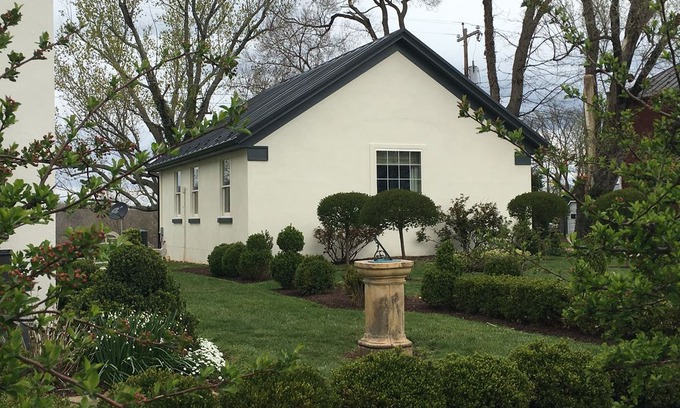 Upperville Cottage | The Cottage In Upperville/Middleburg