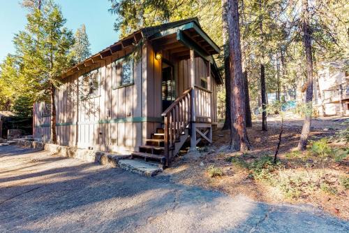 Shaver Lake House | The Cottage