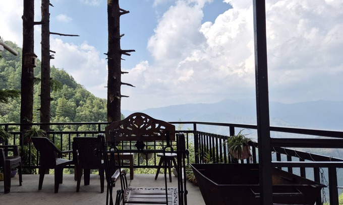 Mussoorie Bed & Breakfast | The Coverpage Boutique Stays