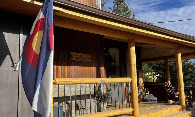 Grand Lake Cabin | The Coziest Colorado River Cabin in Grand Lake, with incredible Rocky Mtn views!