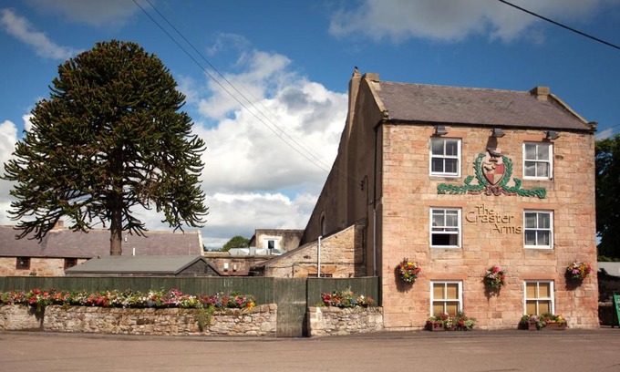 Beadnell Hotel | The Craster Arms Hotel in Beadnell