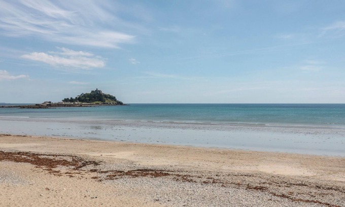 Chysauster Cottage | The Duck House
