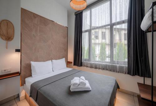 Kaleici Hotel | The Easy Rooms Verandah