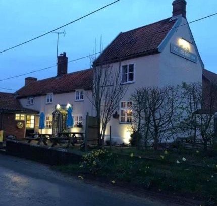 Eastbridge Hotel | The Eelsfoot inn