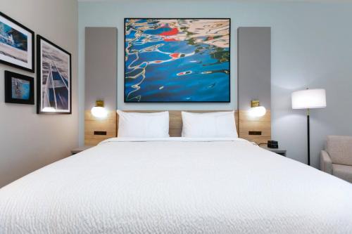 Little Elm Hotel | The Elm, a Ramada by Wyndham