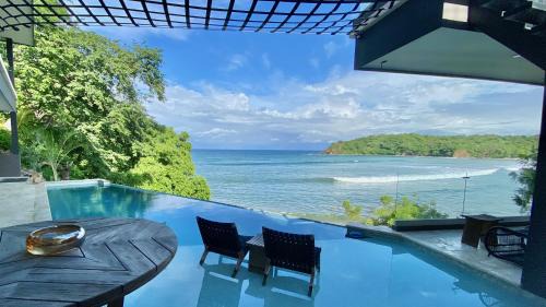Diamond Point Bed & Breakfast | The Flamingo Experience