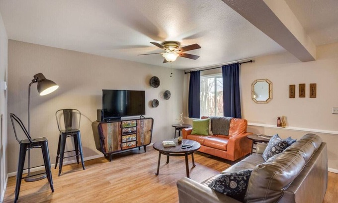 Old Town West Apartment | The FOCO Flats| Dogs Welcome | Downstairs Duplex
