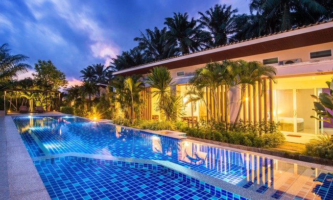Downtown Krabi Hotel | The Fong Krabi Resort