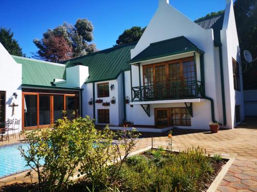 Clarens House | The Gables-Clarens