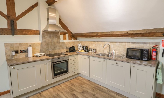 Strefford Cottage | The Gallery