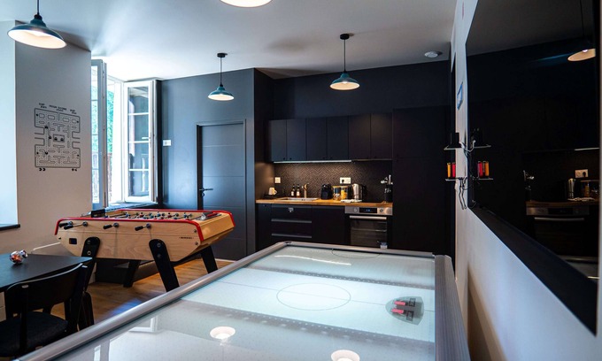 Centre Ville Apartment | The Game Room