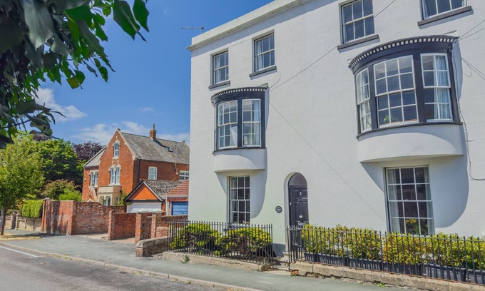 Weymouth House | The Georgian House - Four Bedroom House, Sleeps 8