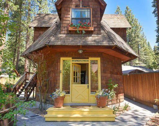 Kings Beach House | The Gingerbread Cottage