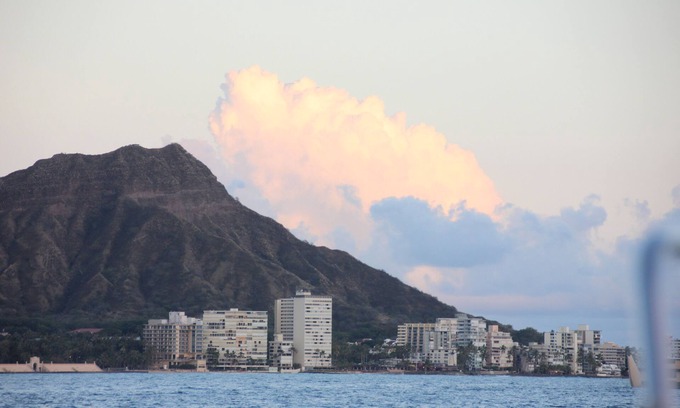 Diamond Head - Kapahulu - St. Louis Condo | The Gold Coast of Waikiki