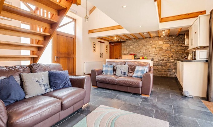 Llangennith House | The Granary in the beautiful Gower