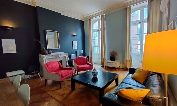 Bastide Saint-Louis Apartment | The Grand 42 - stylish apartment