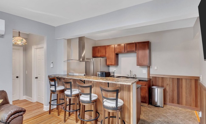 Saratoga Springs Apartment | The Grand Mare Vanderbilt | Award Winning Restoration | Covered Deck | Sleeps 5