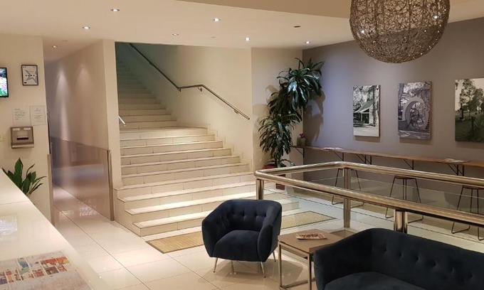 Griffith Hotel | The Grand Motel