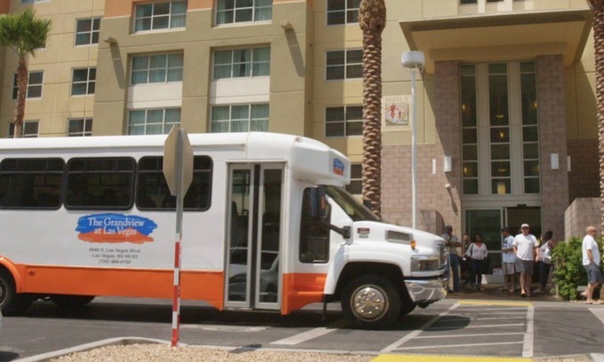 Enterprise Condo | The Grandview at Las Vegas -Heated pools, hot tubs, nearby casino, restaurants