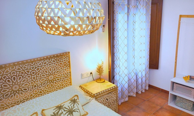 Beiro Villa | The Great Sultan, 1492. Mirador San Nicolas & Mezquita 2 min on Foot