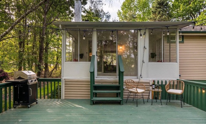 Long Pond Cabin | The Green Utopia-Ski/Hot tub/Hike/Fire Pit
