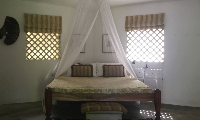 Santa Cruz Cottage | The Guest House St Cuz - a safe place to detox and decompress