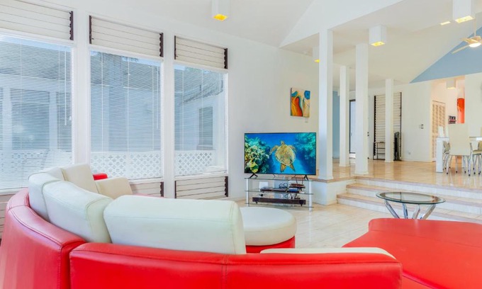 Waikoloa House | The H-House