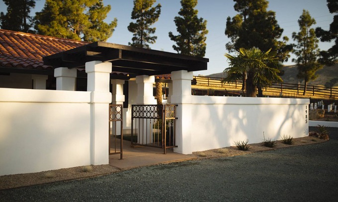 San Luis Obispo House | The hacienda at La Lomita ranch