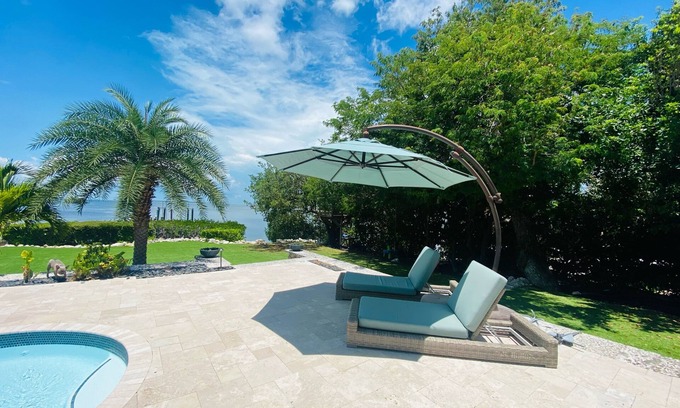 Tavernier House | The Harbor House with Open Bay Views