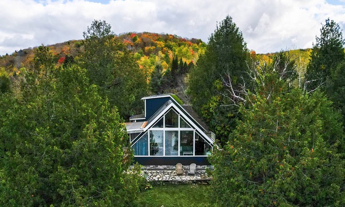 St-Adolphe-d'Howard Ski Chalet | The Haven of the Lake | Lakeview | Canoe & Kayak