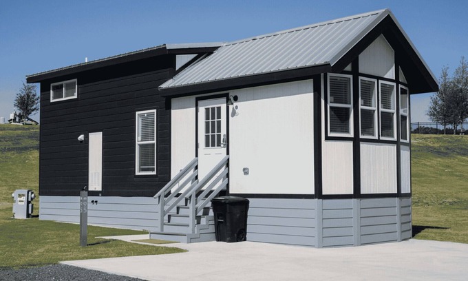 Fredericksburg Cottage | The Haven - 95
