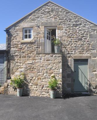 Gunnerton House | The Hay Loft Southlands Farm