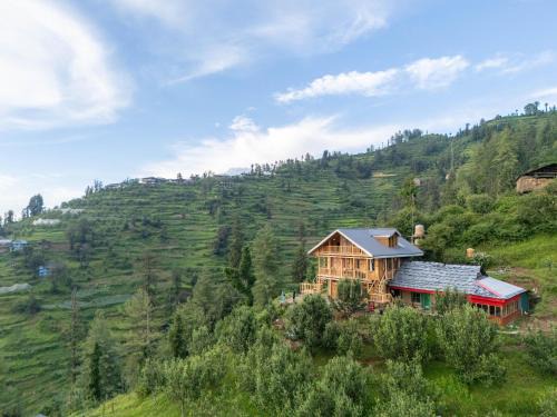 Banjar House | The Hidden Cabins