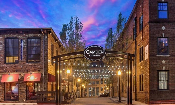 Charlotte Center City Apartment | The Hidden Jewel, Modern Chic Studio in Uptown Charlotte