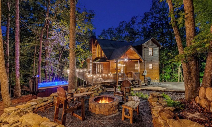 Ellijay Cabin | The Hideout: Resort Cabin w/Sauna, Hot Tub, Fire Pits, & Amenities Passes!