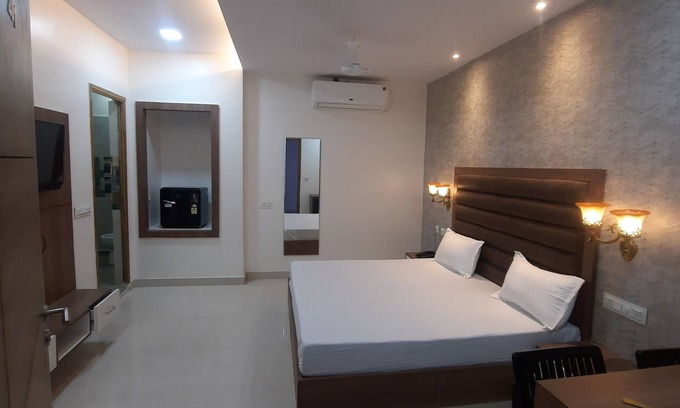 Bathinda Hotel | THE HIGHCLASS HOTEL