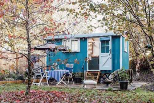 Holcombe Burnell Other | The Holcombe Hut, Ridgefield House