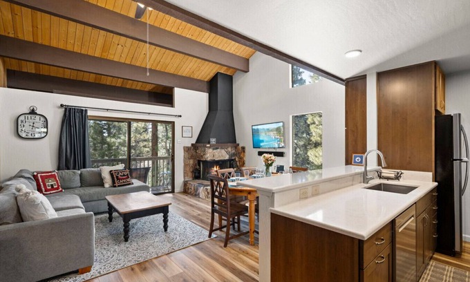 Kings Beach House | The Ideal Retreat - Tahoe, Tennis, Swimming Pool, & More