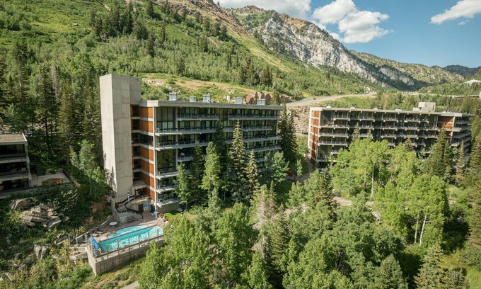 Salt Lake Mountain Resorts Hotel | The Inn