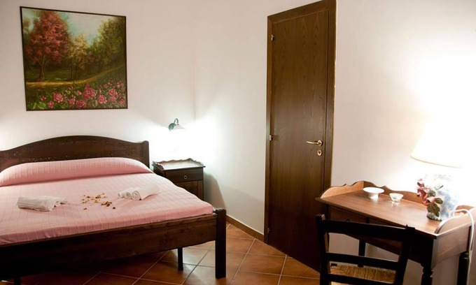 Laureana Cilento House | The Rose Room