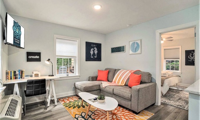 North Charleston Apartment | The Justice Jewel - 1BR/1BA Park Circle Retreat!