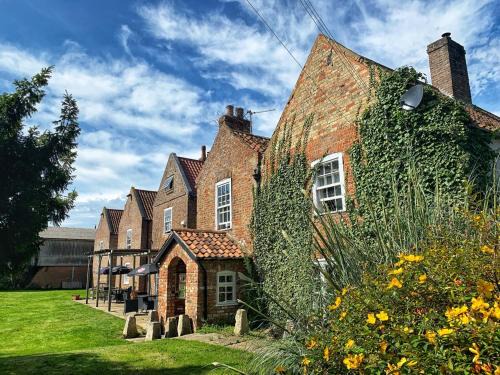 Dogdyke Hotel | The Leagate Inn
