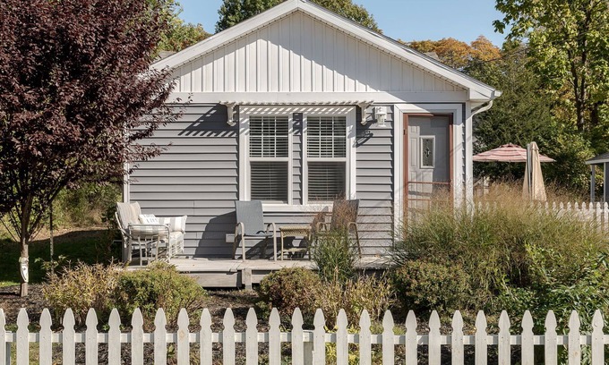 South Haven Cottage | The Little Haven: Charming 2 bedroom beach cottage in South Haven!