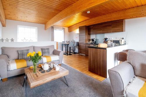 Leiston House | The Loft - Aldeburgh Coastal Cottages