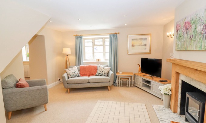 Stow-on-the-Wold Cottage | THE LOFT, family friendly in Stow-On-The-Wold