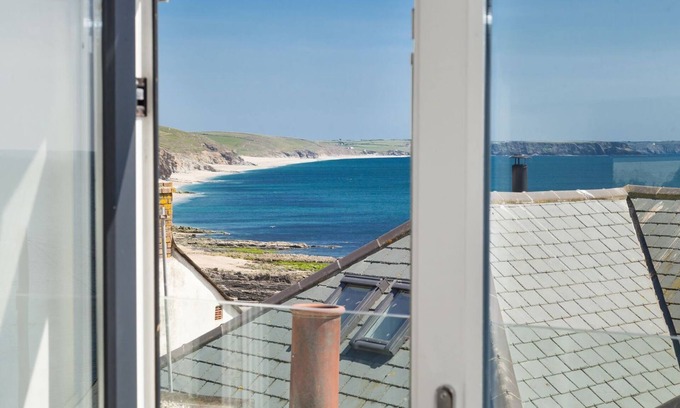Helston Cottage | The Loft