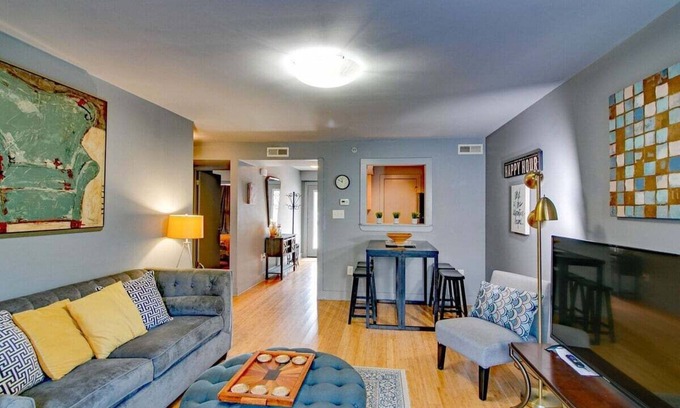 Clarksville Condo | The Lofts of Downtown (540 N 2nd St, #104)