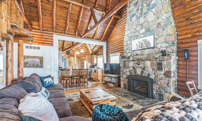 Gladwin Cabin | The Log Weekend: Cozy Up for a Crisp, Colorful Lakeside Escape